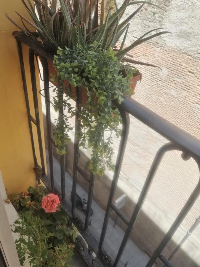 Apartamento En El Rastro Madrid Esterno foto